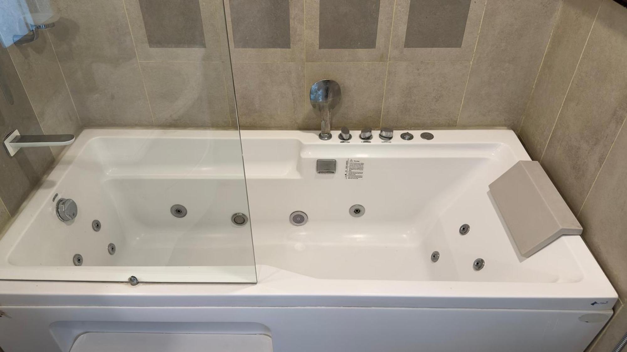 Centaurus Apartments Ισλαμαμπάντ Εξωτερικό φωτογραφία