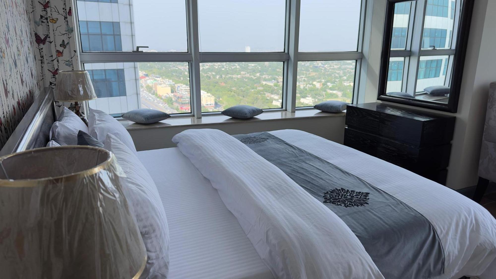 Centaurus Apartments Ισλαμαμπάντ Εξωτερικό φωτογραφία
